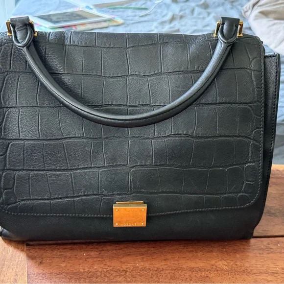 Celine Trapeze Black Croc-Embossed Shoulder Bag - Picture 3 of 6